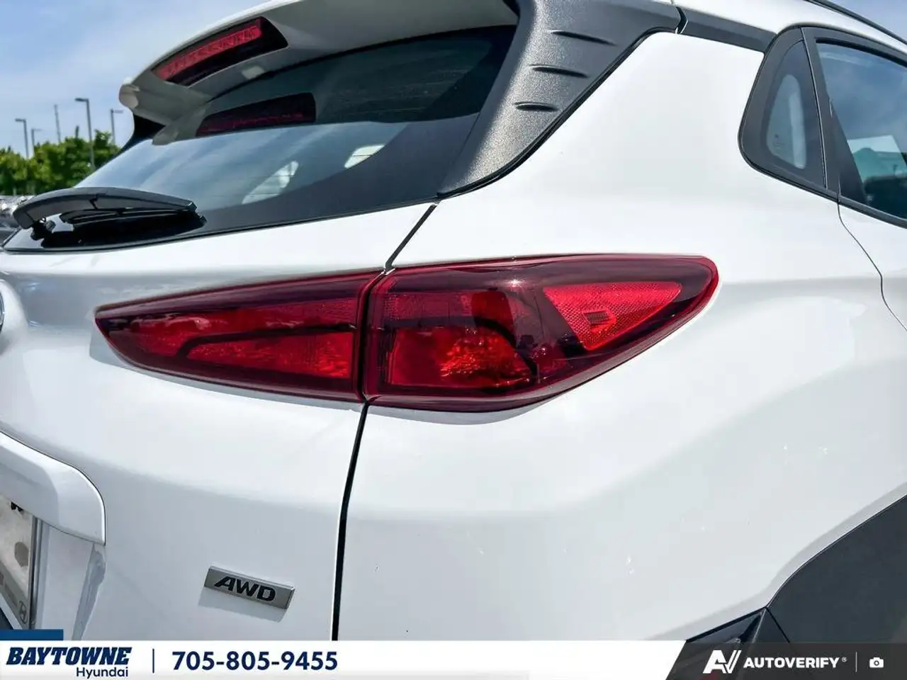 Hyundai KONA снимка Hyundai KONA