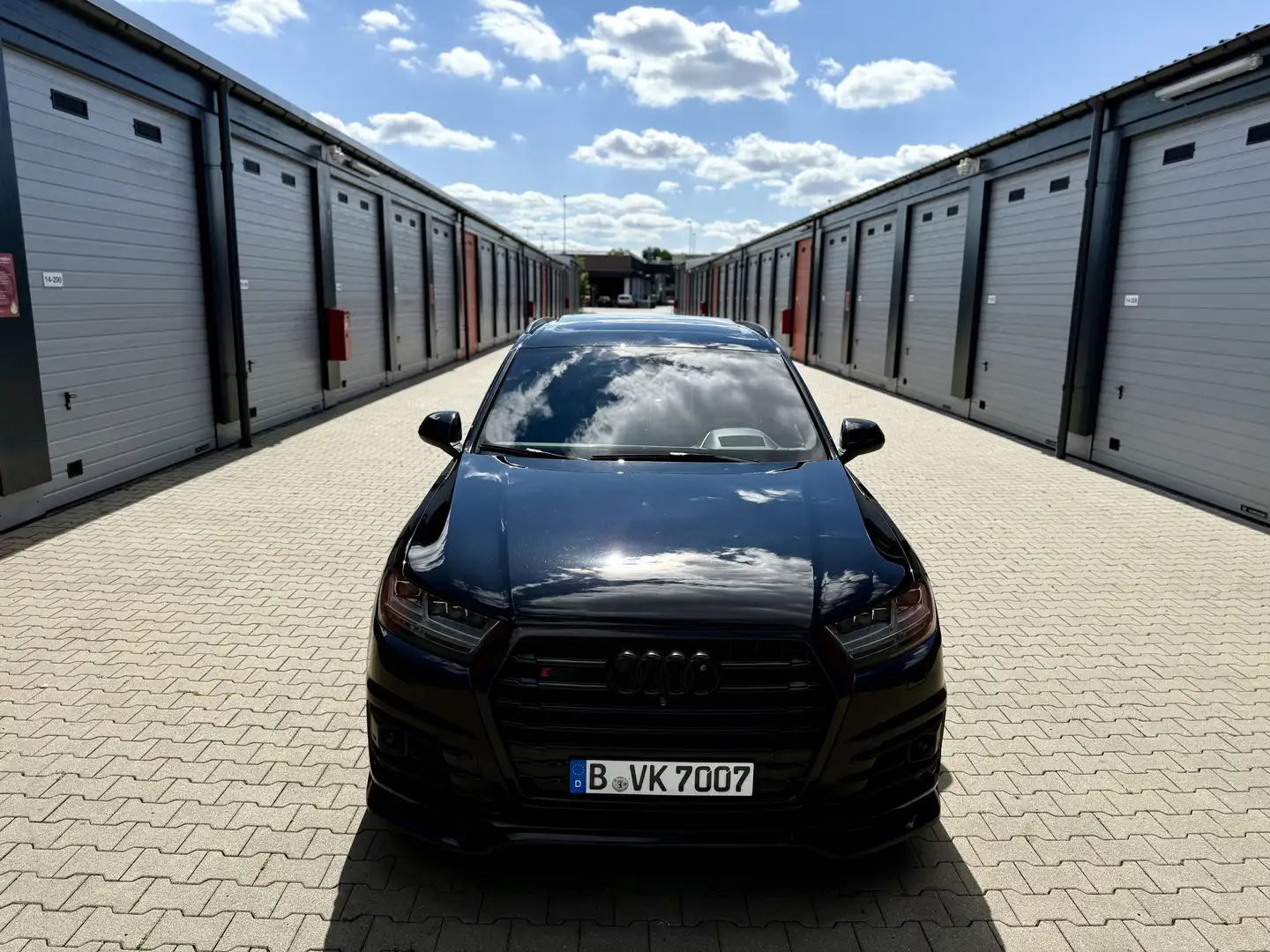 Audi SQ7 4.0 TDI quattro tiptronic Schwarz - 2