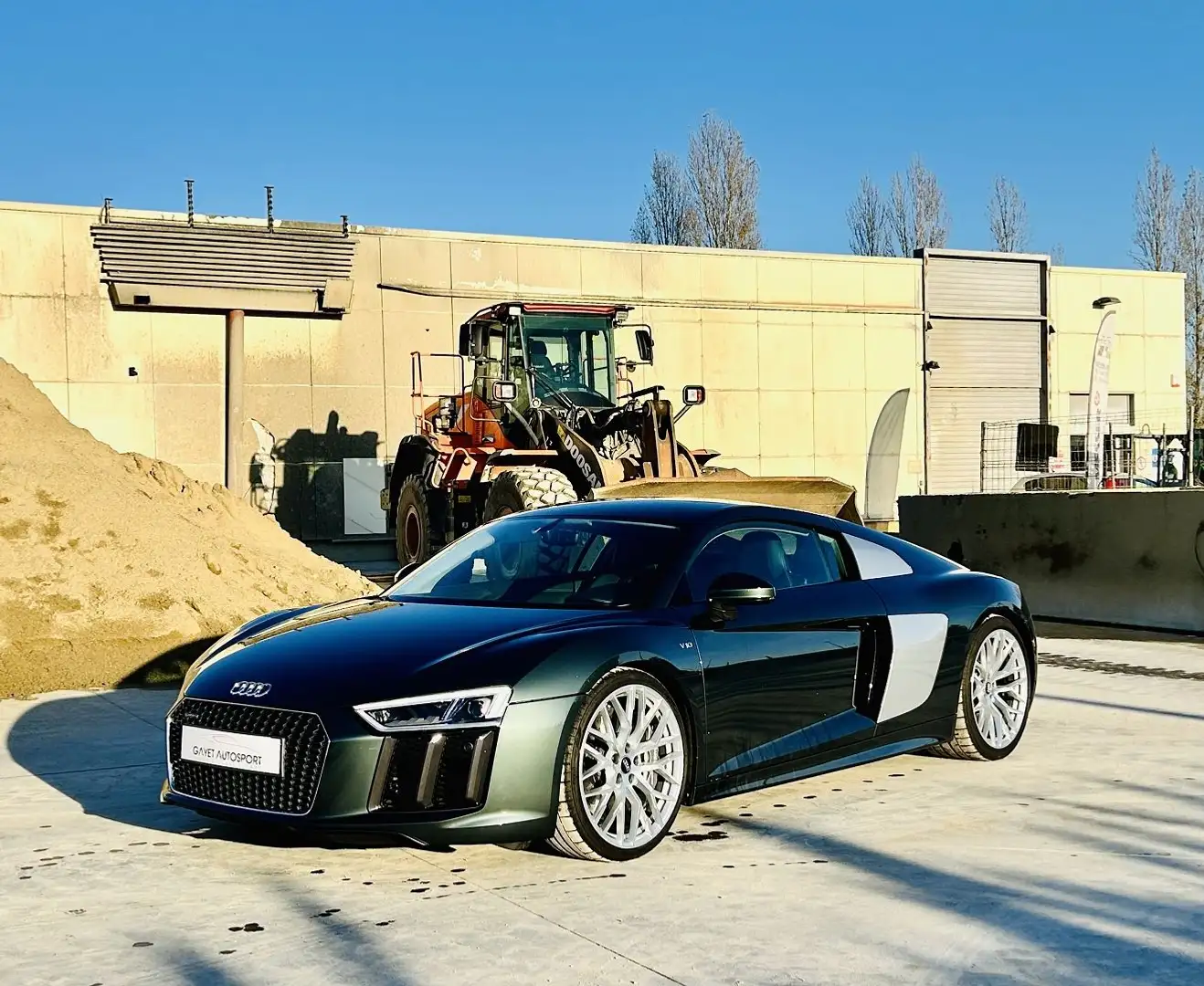 Audi R8 5.2 V10 FSI 540CH QUATTRO S TRONIC 7 - 1