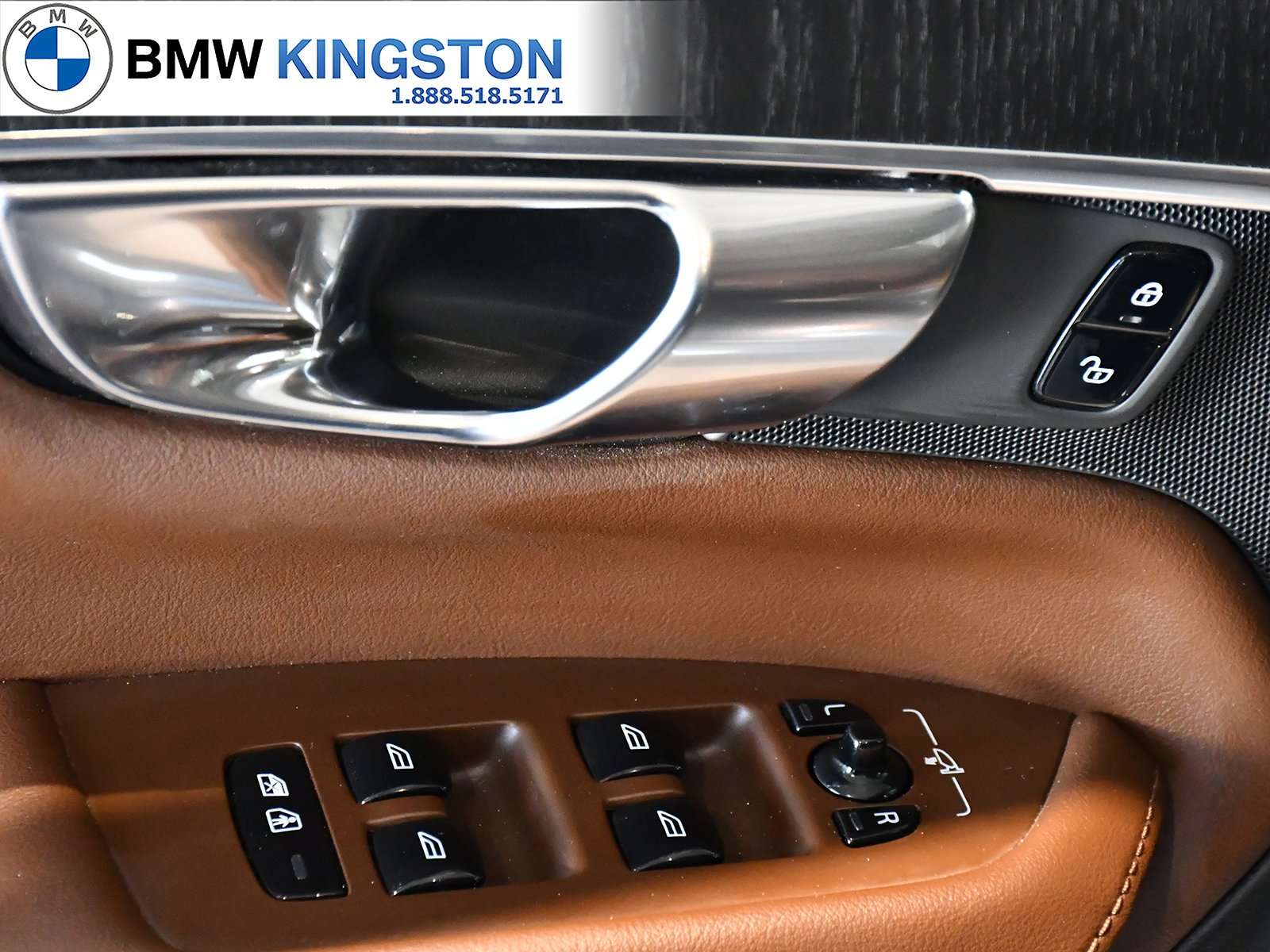 2025 Volvo XC90 T8 AWD Ultra Bright Theme 7-Seater thumb 12