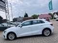 Audi A3 Sportback 30 TFSI*LED*LEDER*KAMERA*TEMPOMAT* Weiß - thumbnail 4