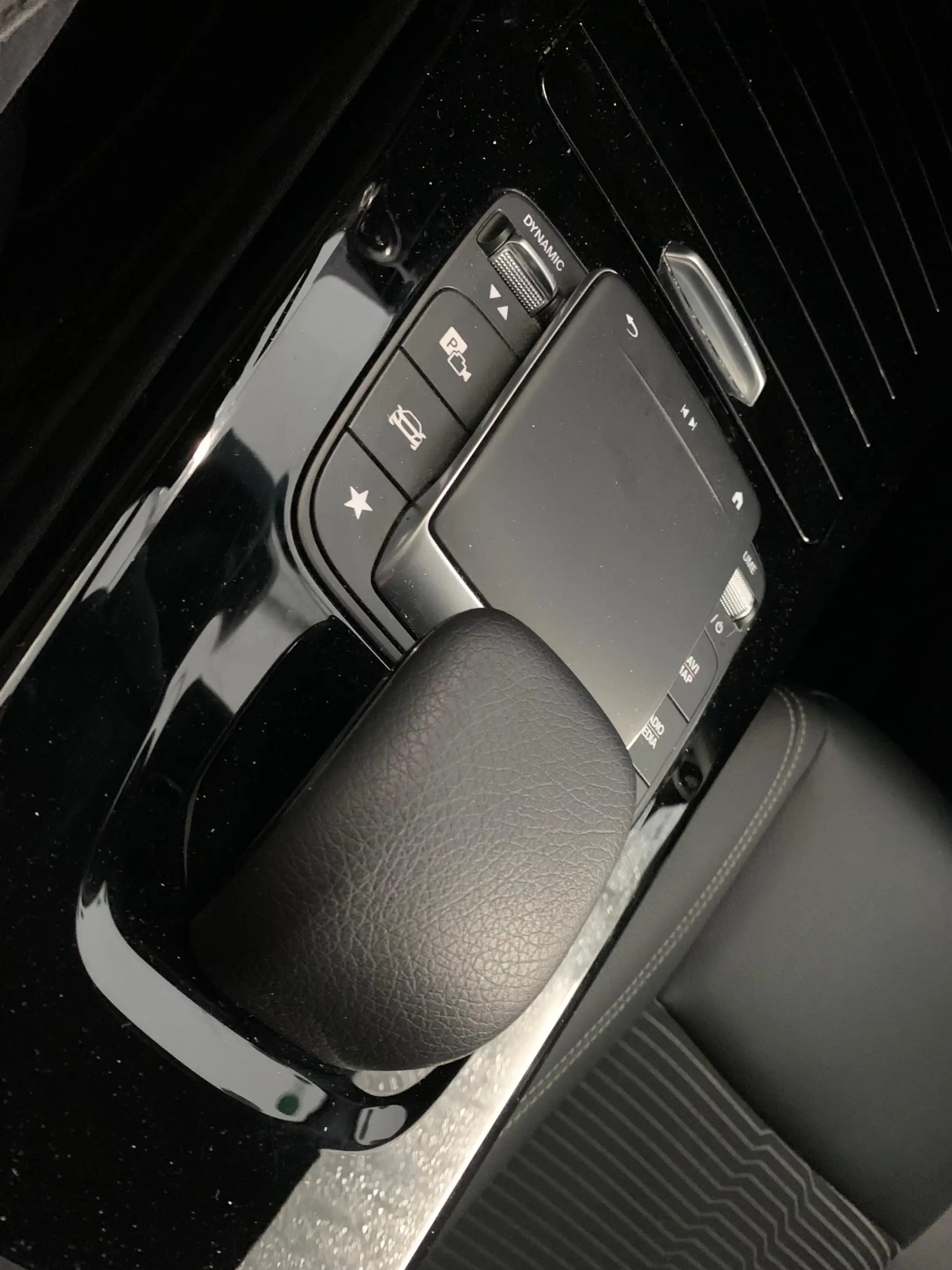Mercedes-Benz CLA 250 Coupe e|FarhP|Distr+|Kamera|MBUX|CarPlay — photo 10