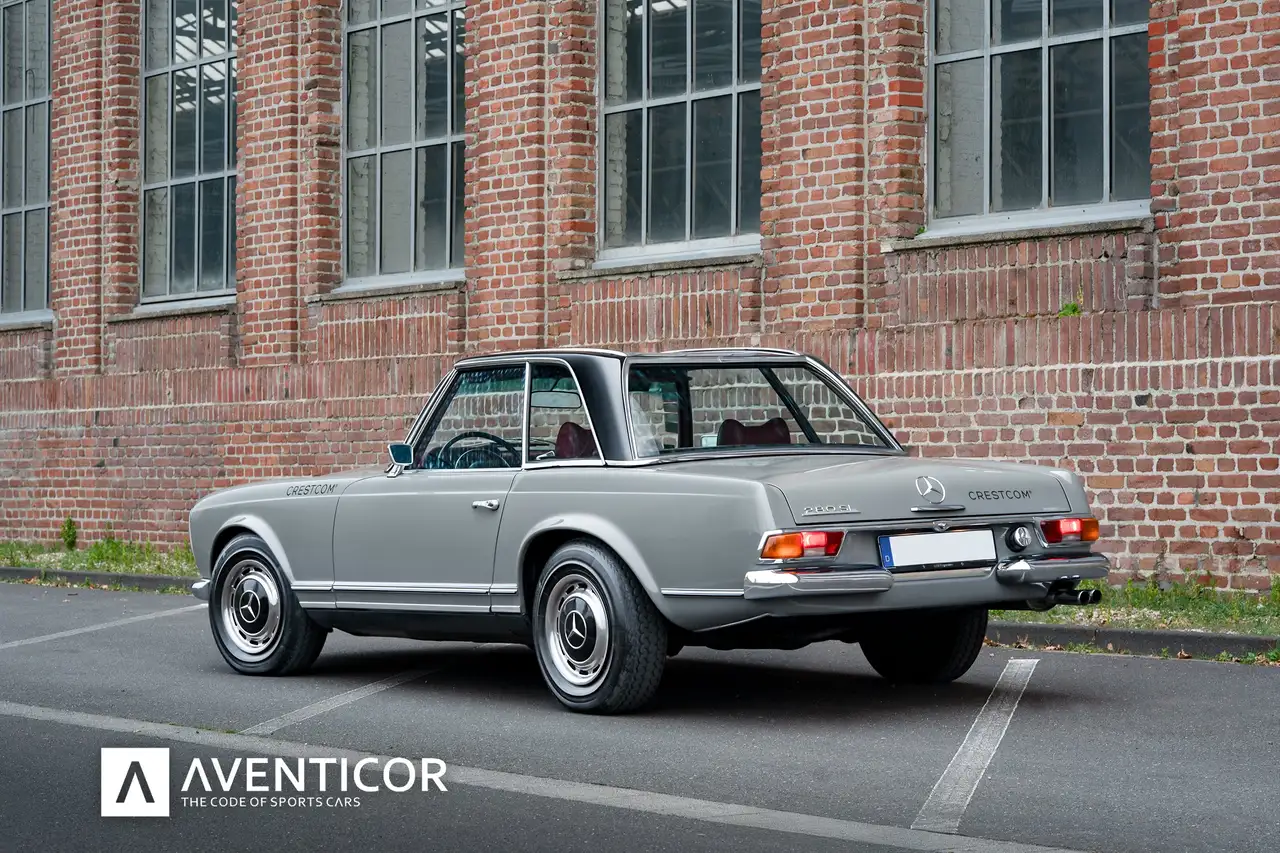 Mercedes-Benz SL 280 PAGODE | FERRARI PRE-OWNED, foto 5