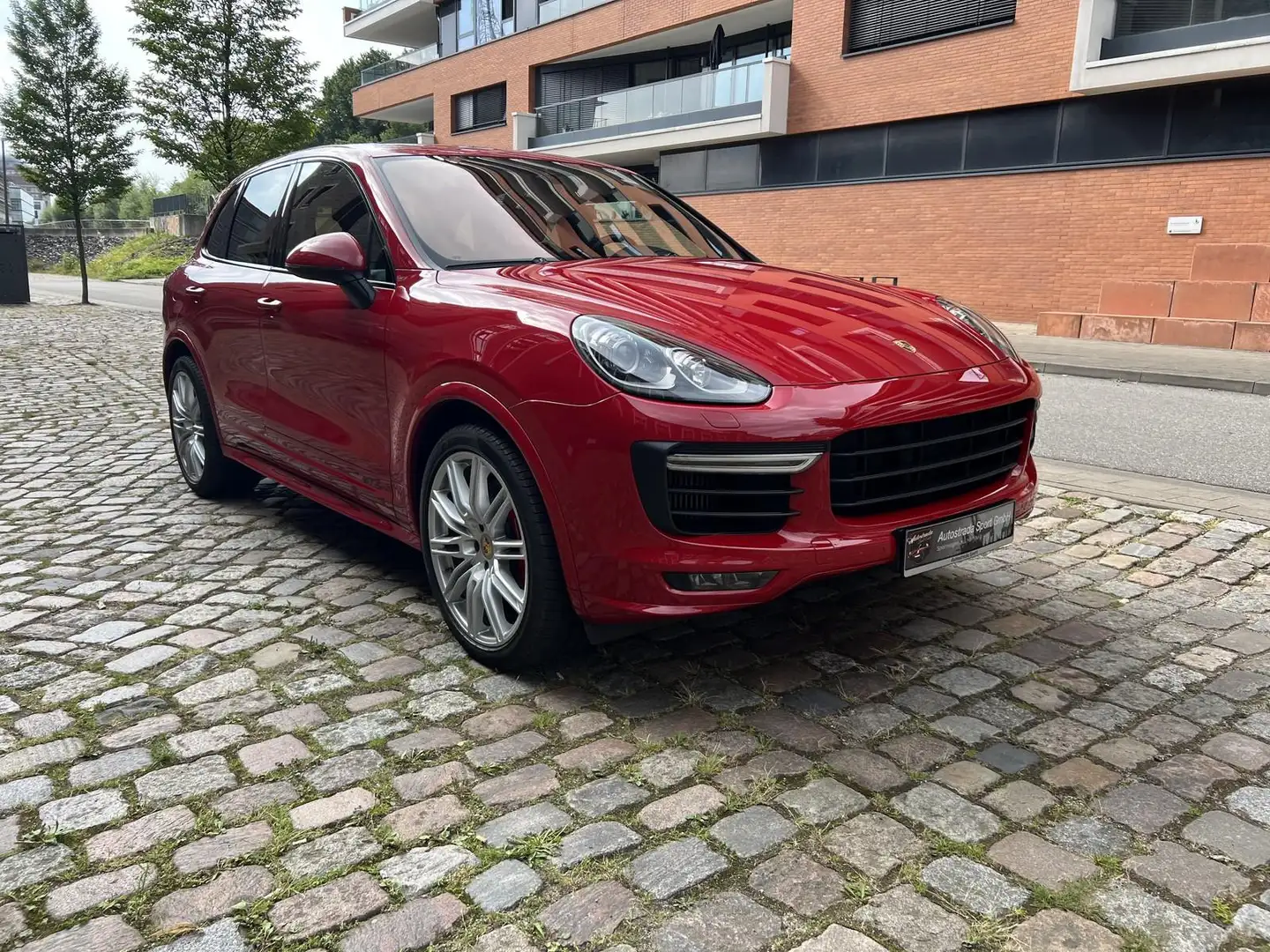 Porsche Cayenne GTS Soft Close Panorama Adaptive Sportsitze Roşu - 2