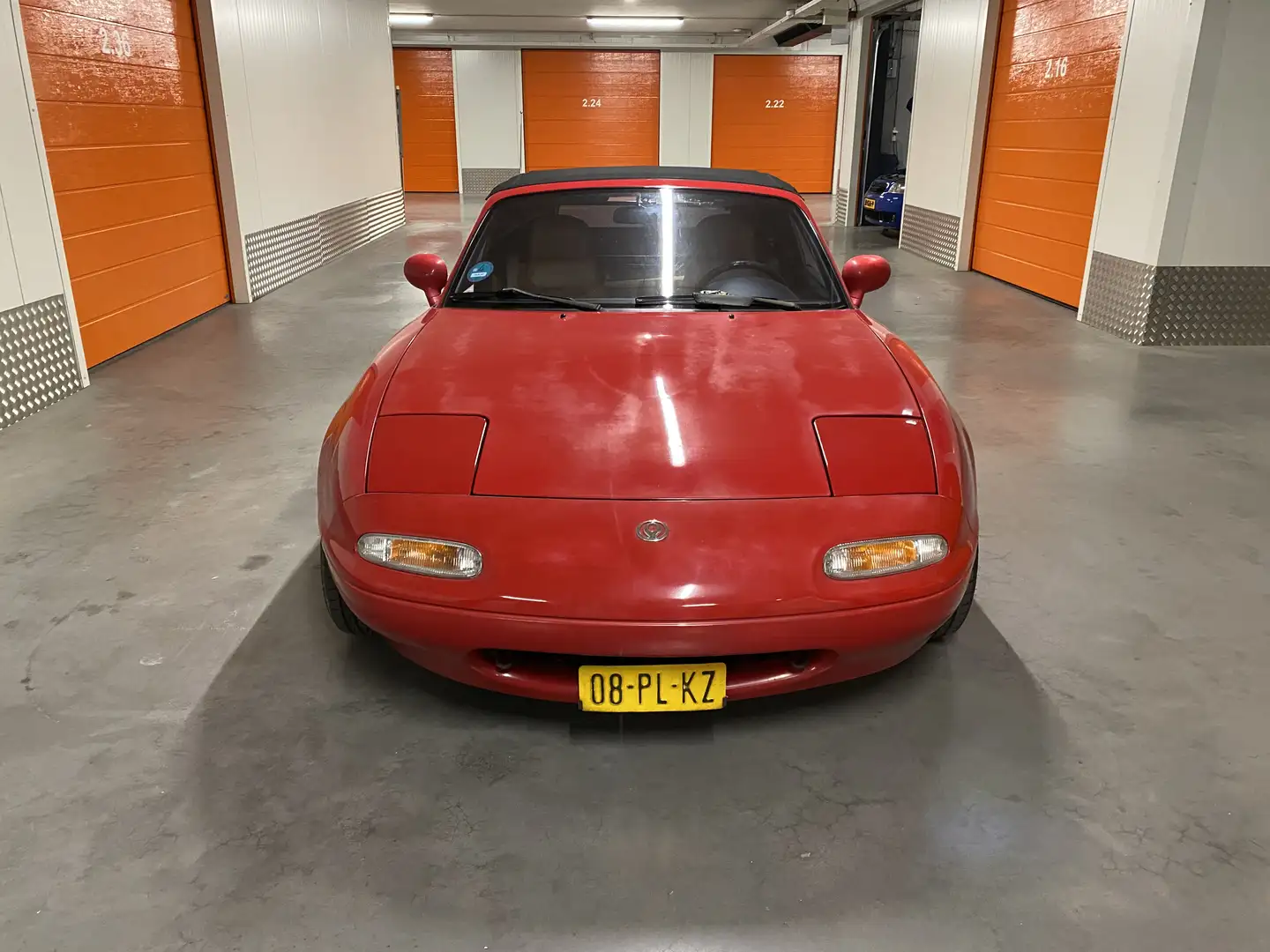 Mazda MX-5 Miata 1.8i 16V - 2