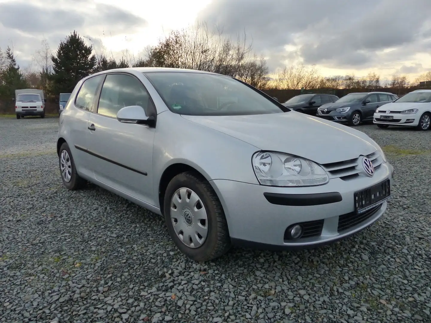 Volkswagen Golf V Lim. Trendline*HA/AUneu*8fachbereift*PDCh Zilver - 1