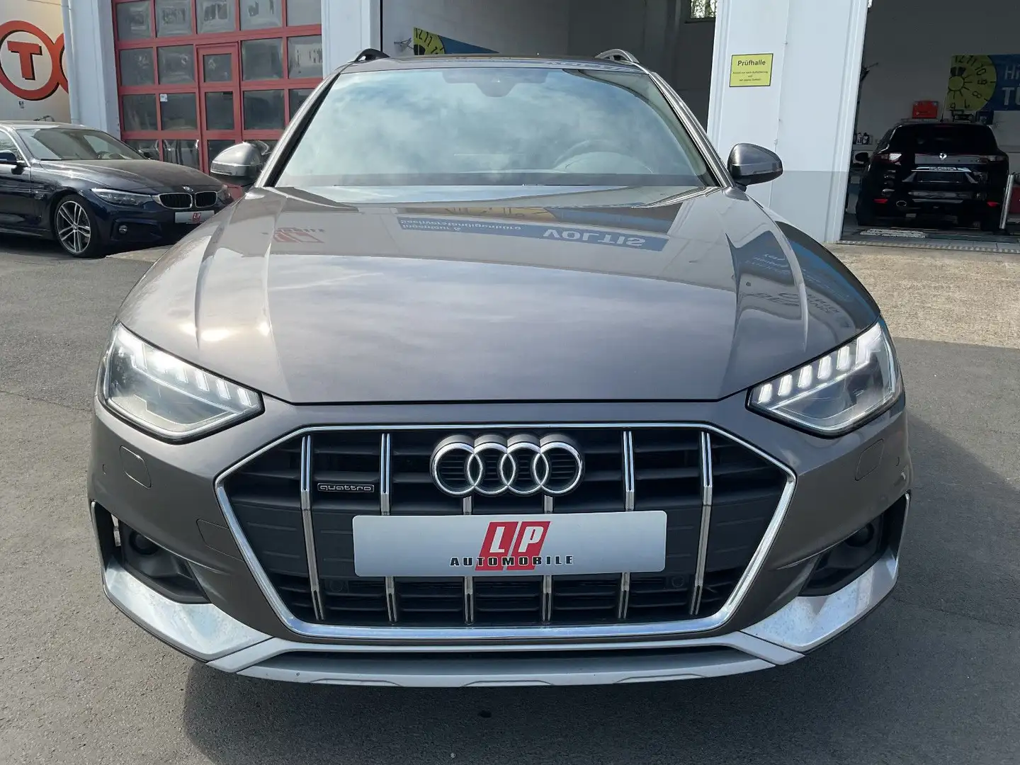 Audi A4 allroad quattro 40 TDI Leder Navi LED Virtual Grau - 2