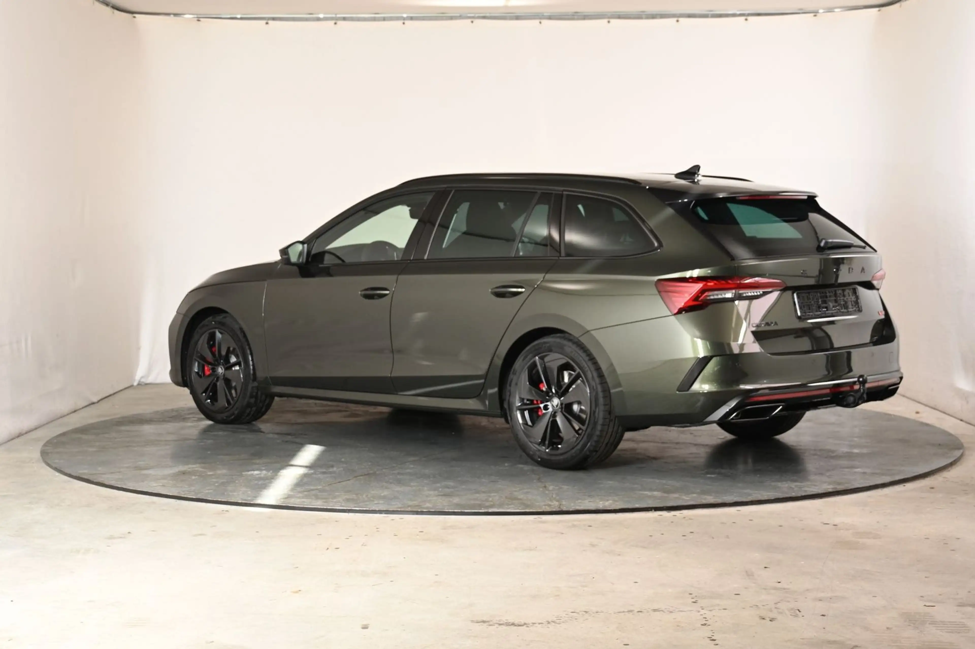 Skoda Octavia Combi RS ACC|AHK|RFK|Matrix|Navi|Carp... — photo 3