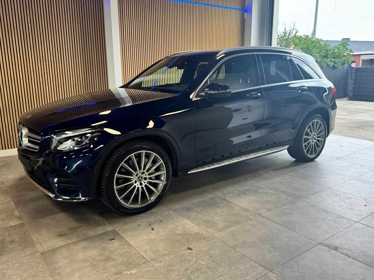 Mercedes-Benz GLC 220 GLC 220 d 4Matic 9G-TRONIC AMG Line Bleu - 1