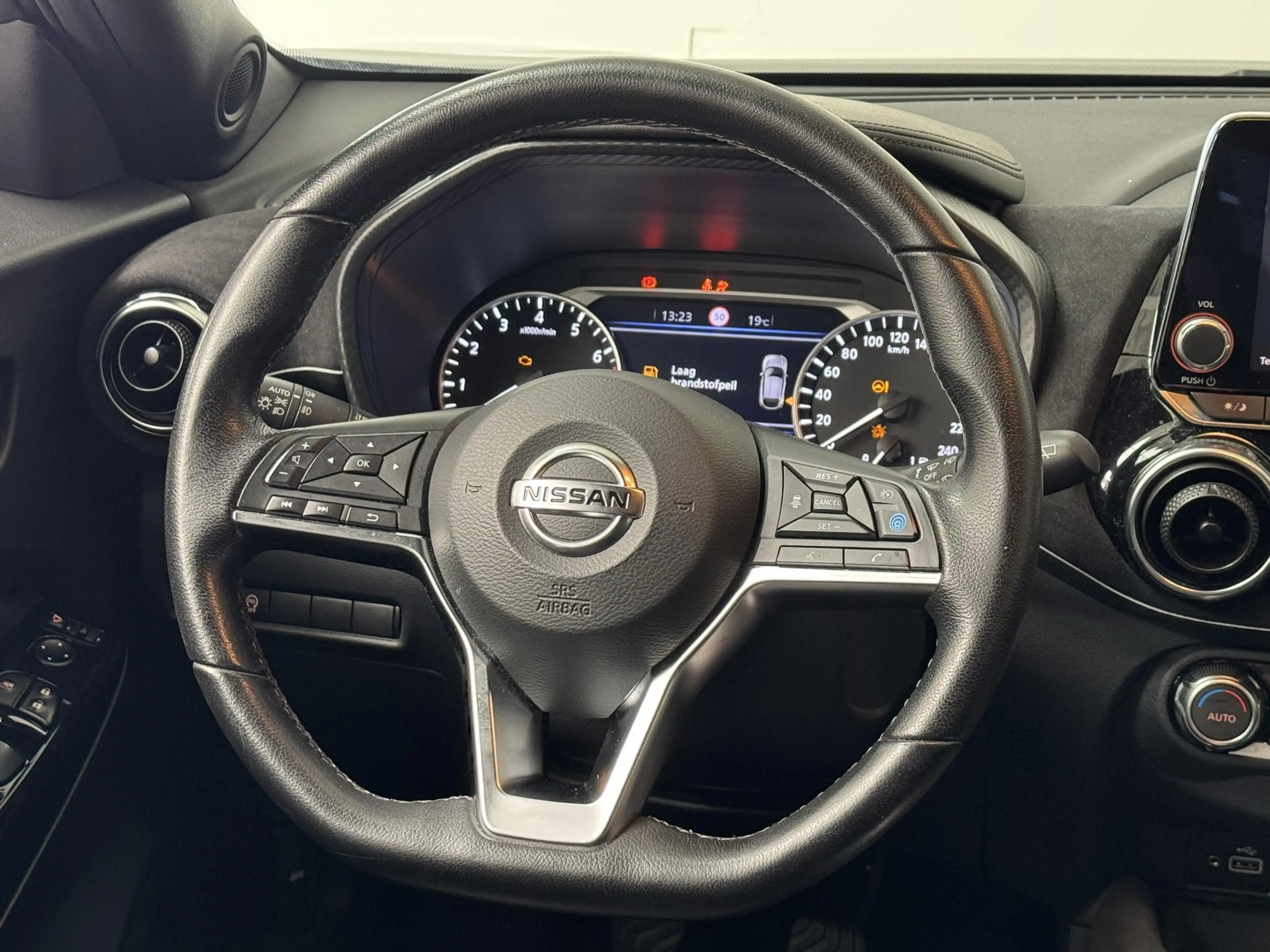 Nissan Juke 1.0 DIG-T N-Design | Leder | 360° Camera | Adaptiv — photo 16