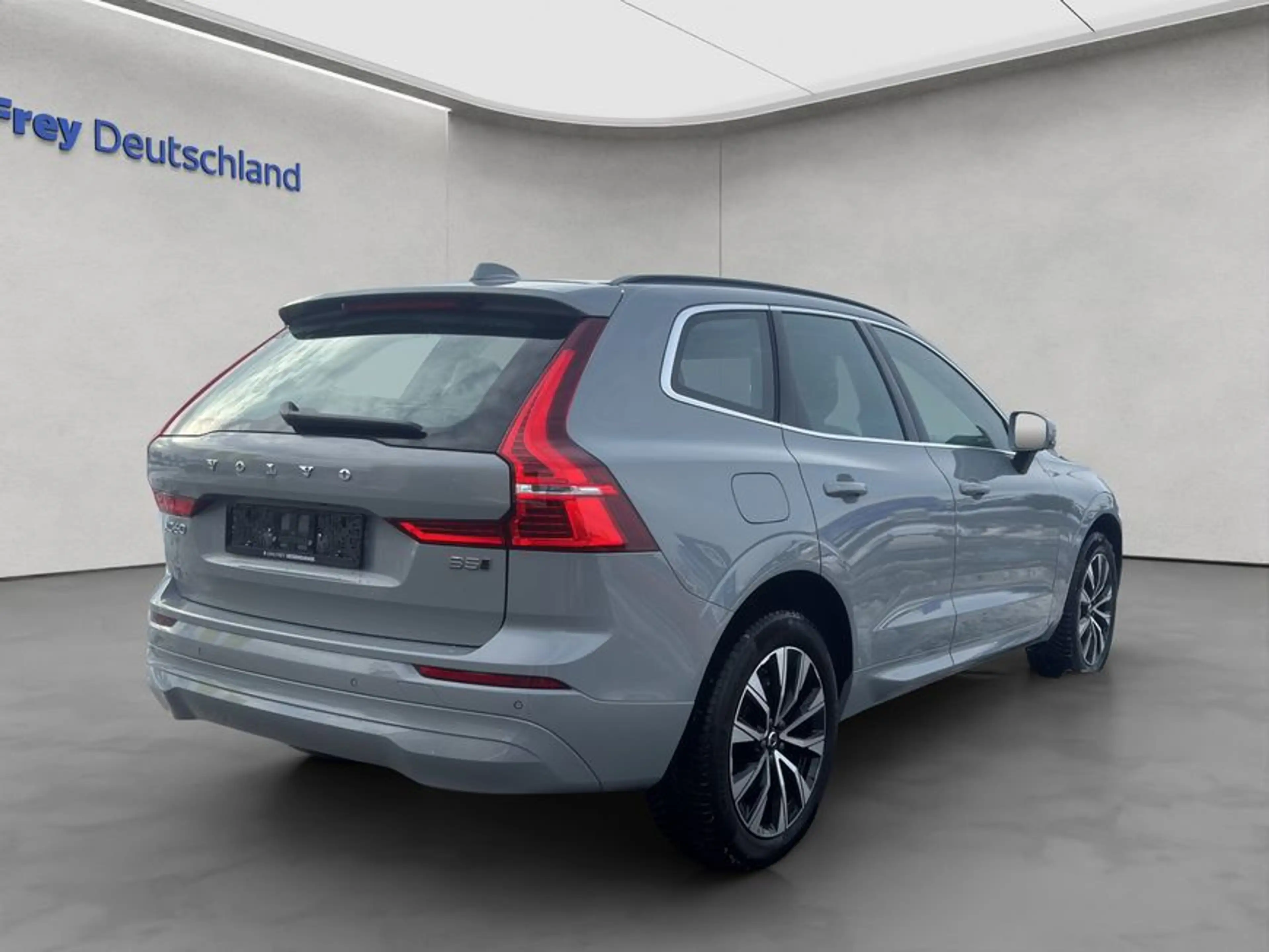 Volvo XC60 XC60 B5 AWD Core Aut Google-Maps LED Kamera PDCv+h — photo 5