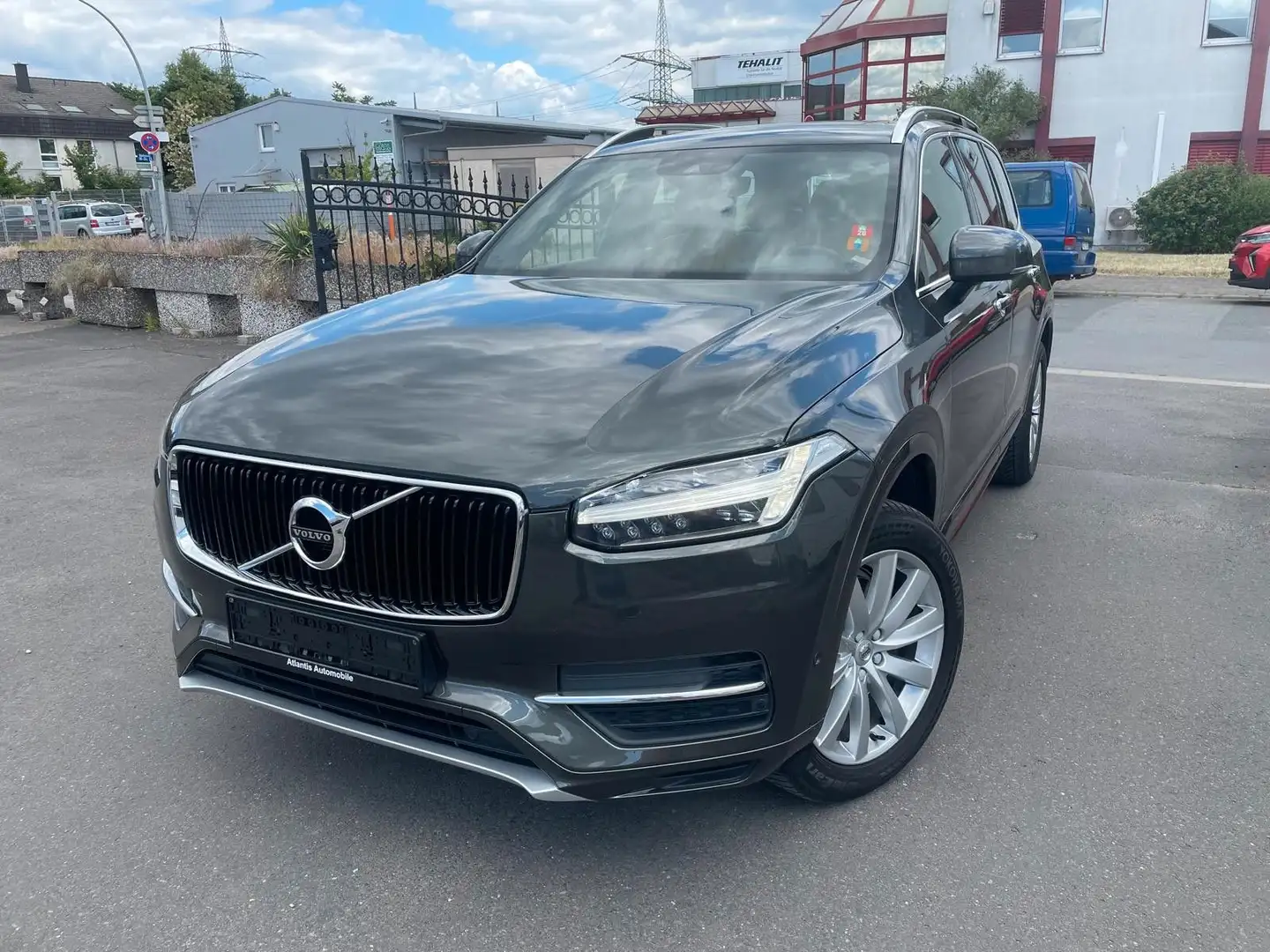 Volvo XC90 D4 7-Sitze,Panorama,Digitaltacho, Gris - 1