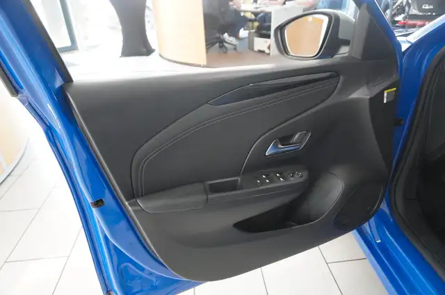 Opel Corsa view 12