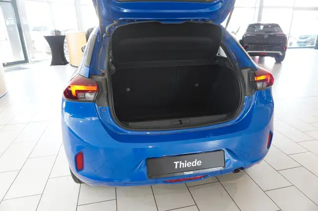 Opel Corsa view 9