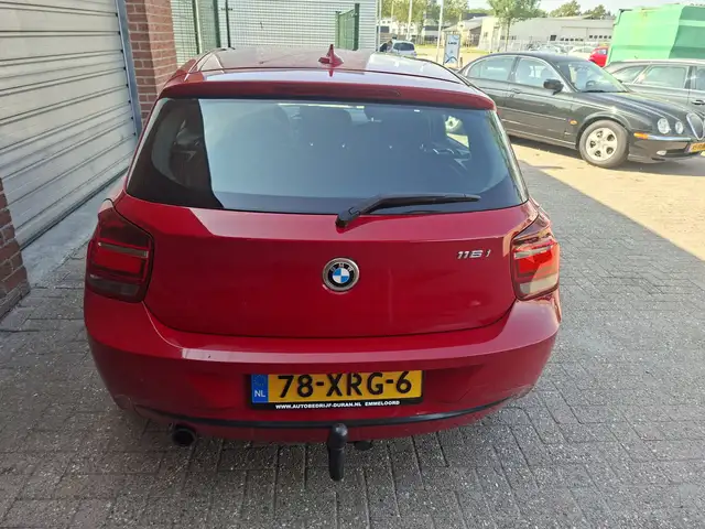 BMW 1 Series view 14
