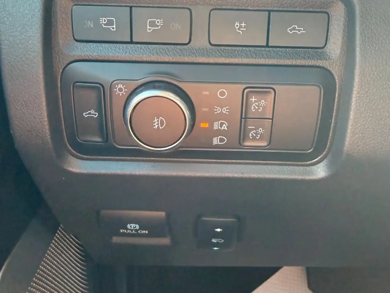 Ford F 350 photo Ford F 350