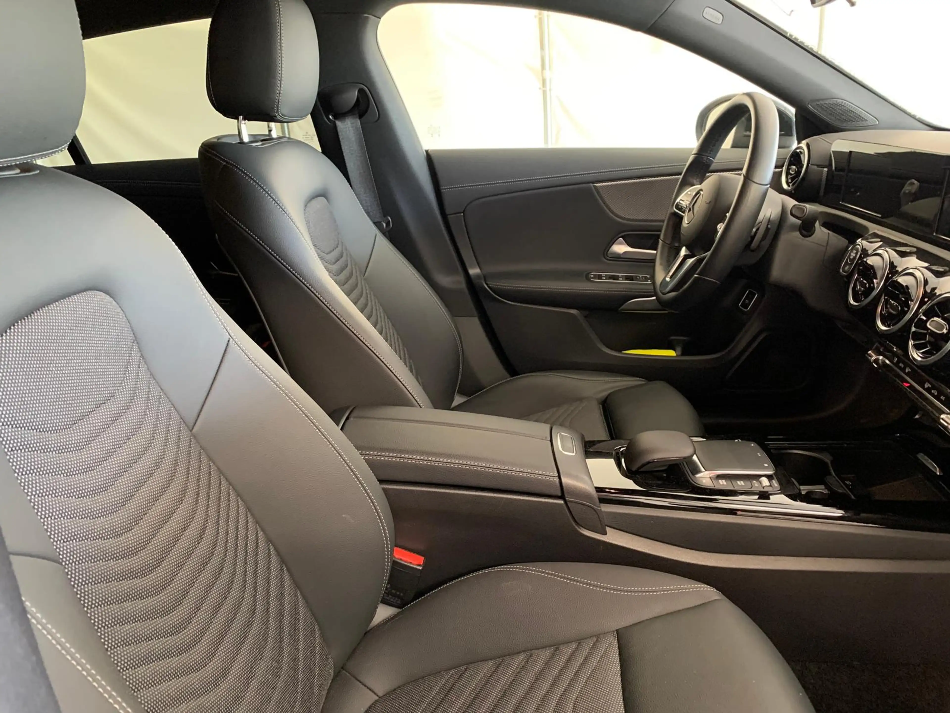 Mercedes-Benz CLA 200 CLA 200 Shooting Br Progressive DigTacho Kam 18" — photo 3