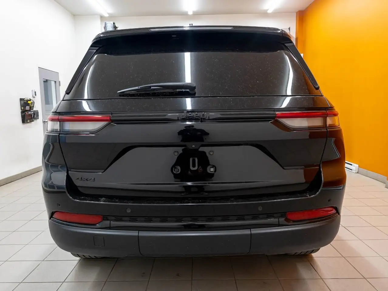 Jeep Grand Cherokee снимка Jeep Grand Cherokee