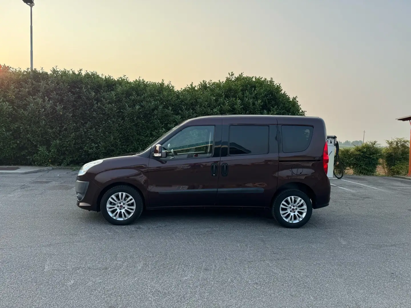 Fiat Doblo 1.6 mjt 16v Emotion Euro5 Rosso - 2