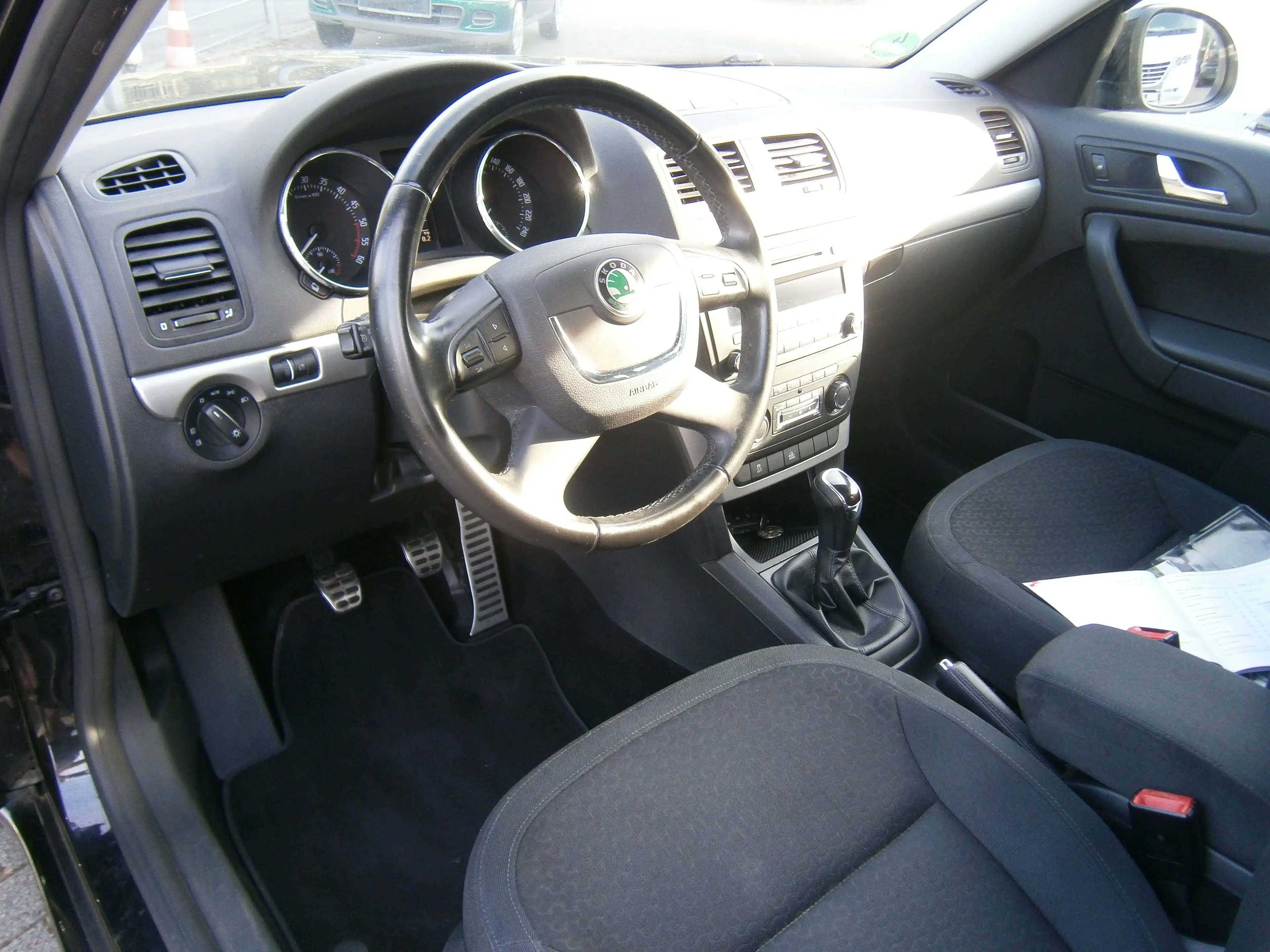 Skoda Yeti Experience 4x4 — photo 5