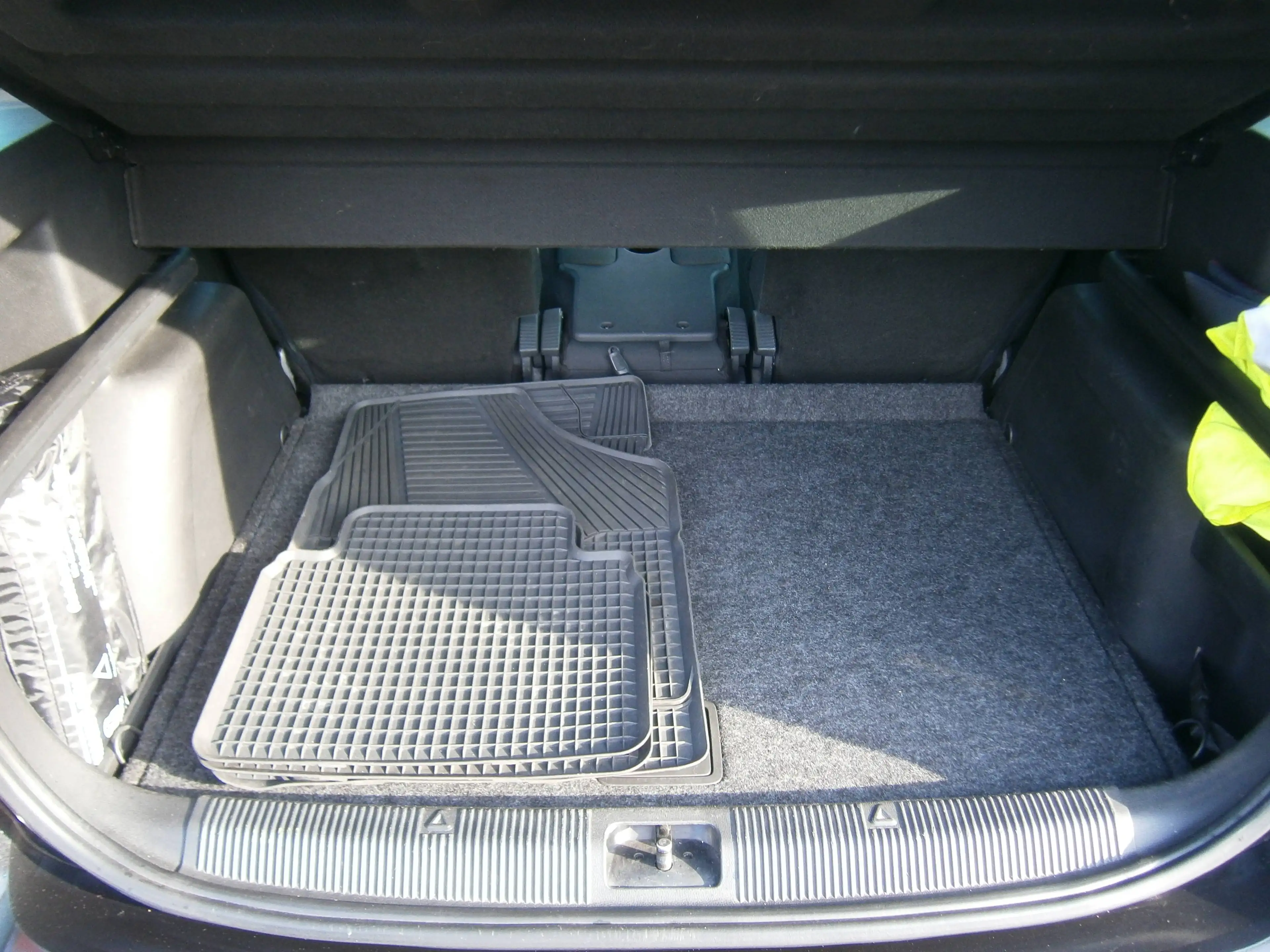 Skoda Yeti Experience 4x4 — photo 10