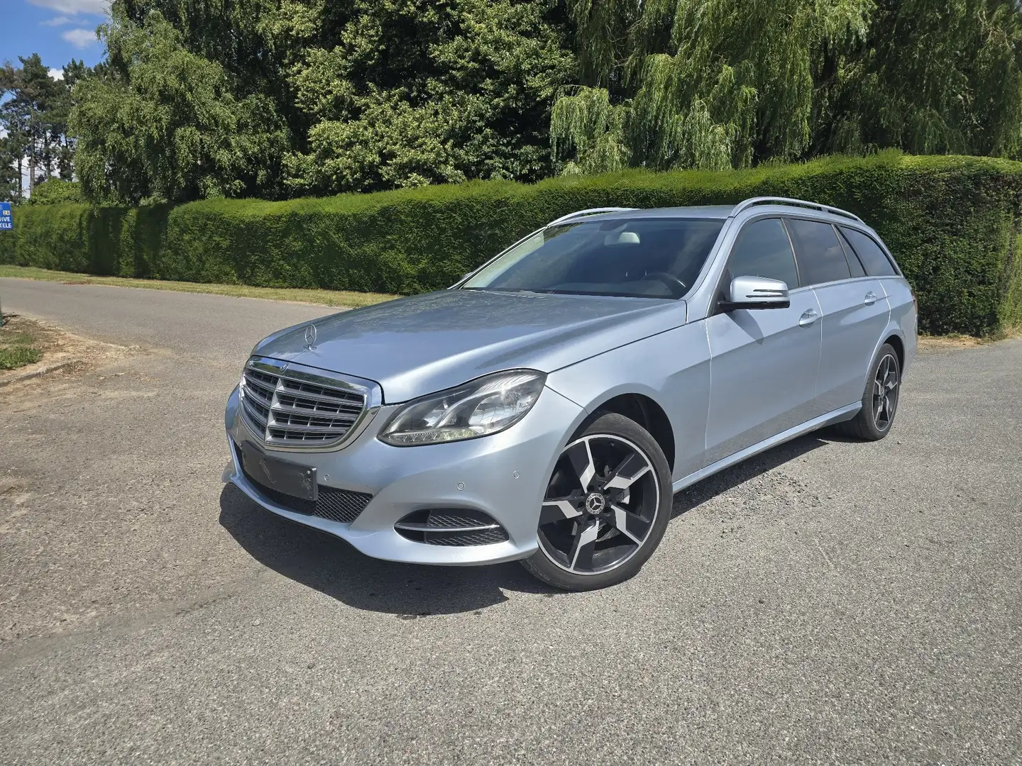 Mercedes-Benz E 200 BlueTEC Elegance!!!Boîte automatique - 1