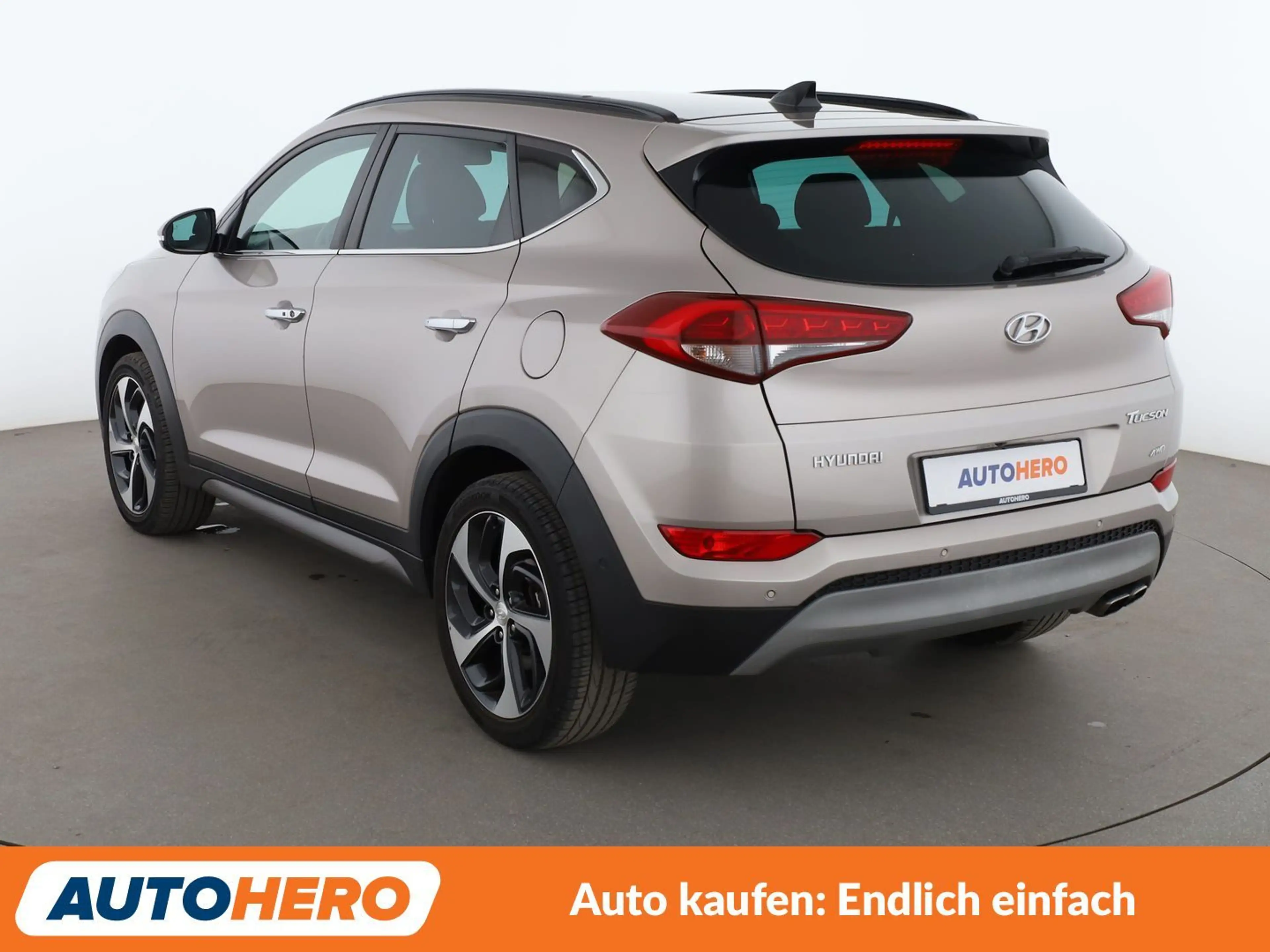 Hyundai TUCSON 1.6 TGDI Premium 4WD Aut.*TEMPO*PDC*SHZ*KLIMA* — photo 4