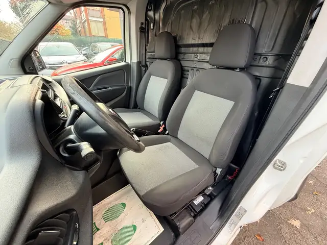 Fiat Doblo view 7