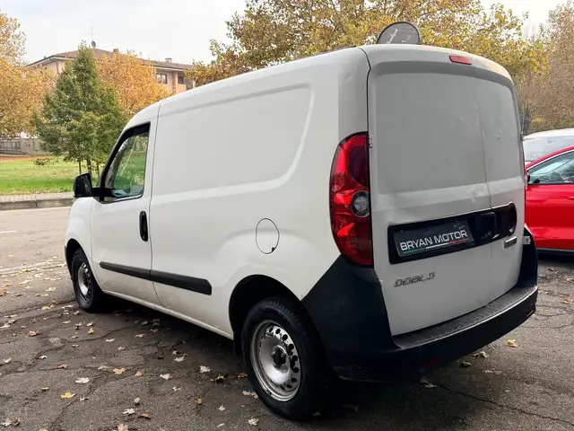 Fiat Doblo view 3