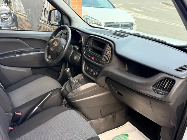 Fiat Doblo view 8