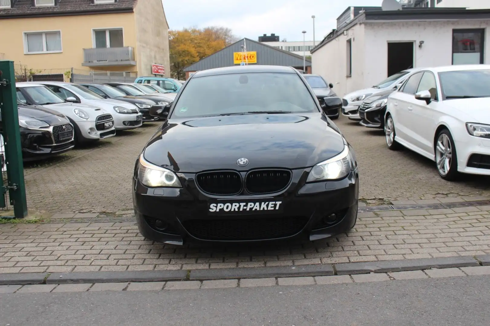 BMW 520 d Edition Lifestyle M-Felgen/LED/Temp./E.Sitz Schwarz - 2