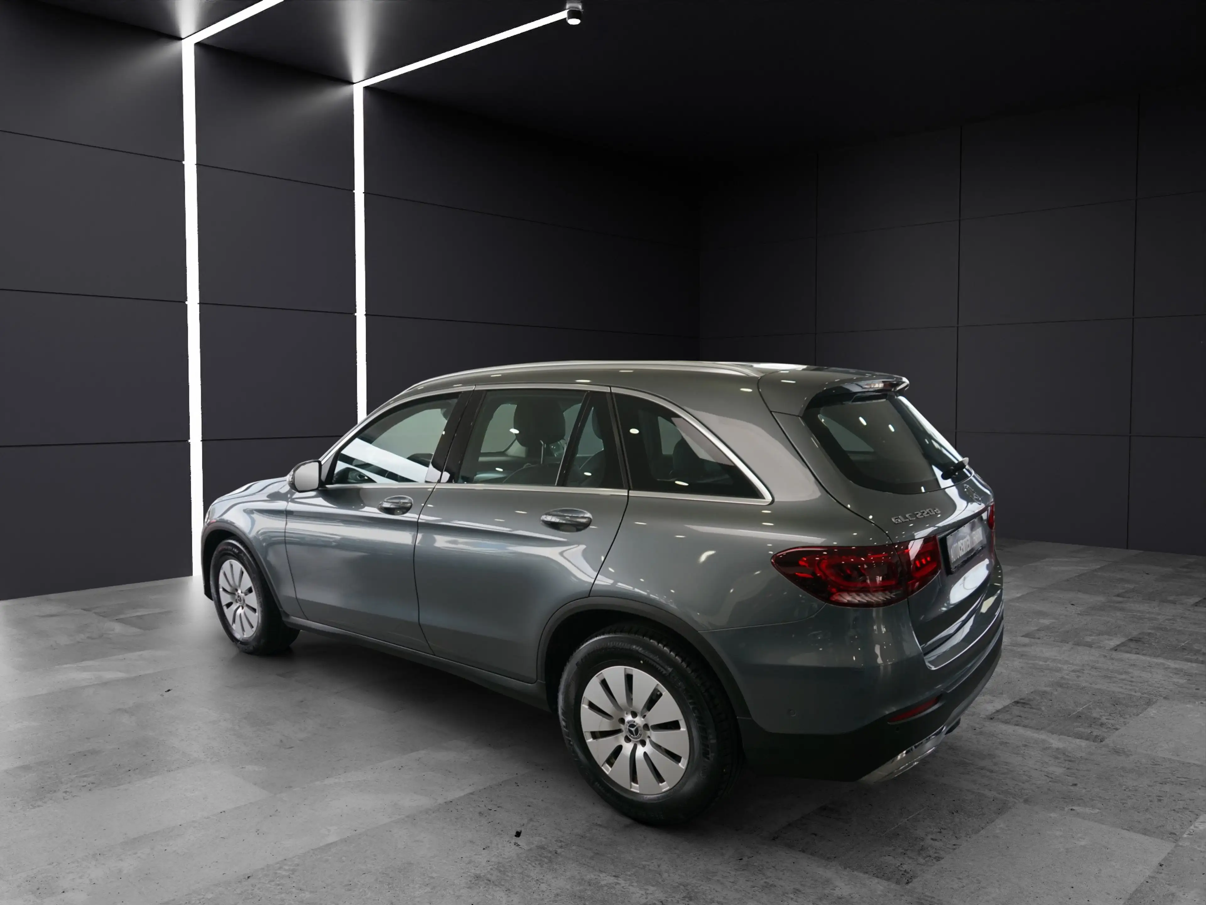 Mercedes-Benz GLC 220 4Matic+ 9G-TRONIC+NAVI+2-Zonen KLIMAAUTOMATIK+ — photo 5