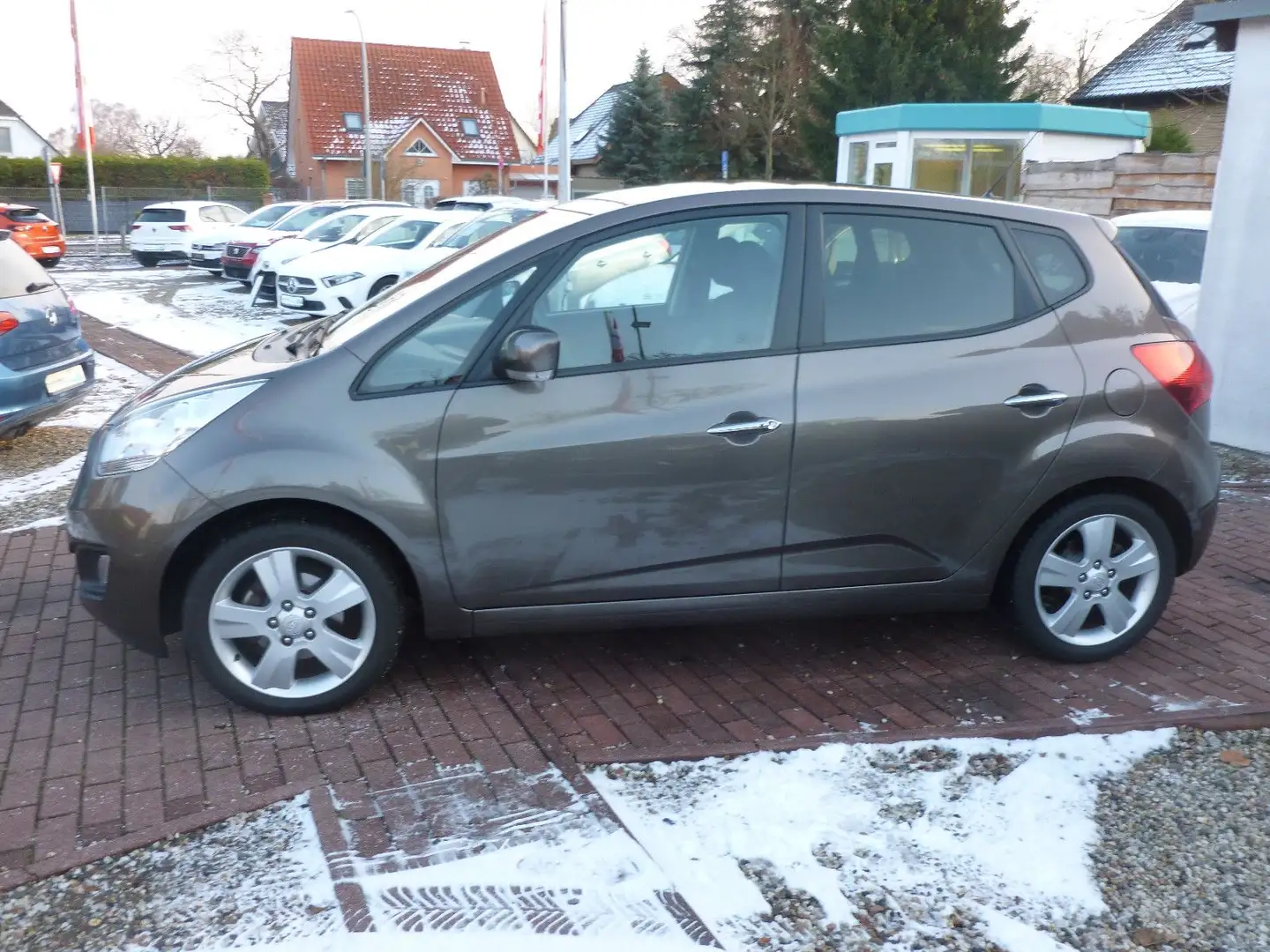 Kia Venga Spirit Klima/Navi/Tempomat/Sitzhzg./PDC - 2