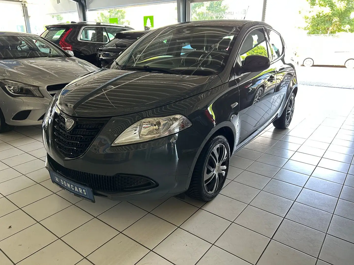 Lancia Ypsilon S By Momodesign/GARANTIE/KLIMA/I.HAND/ Grau - 2