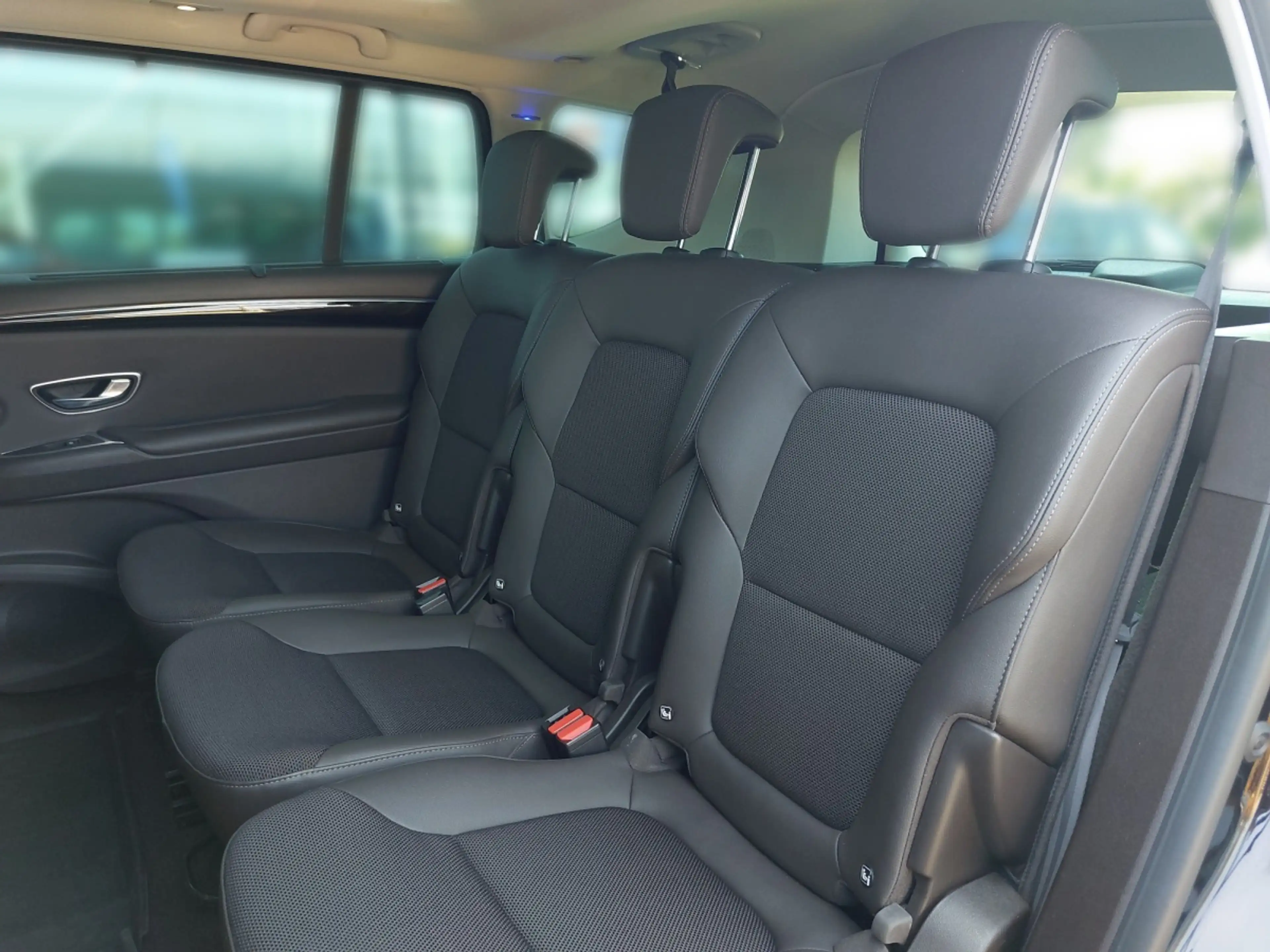 Renault Espace Intens BLUE dCi 200 EDC — photo 11