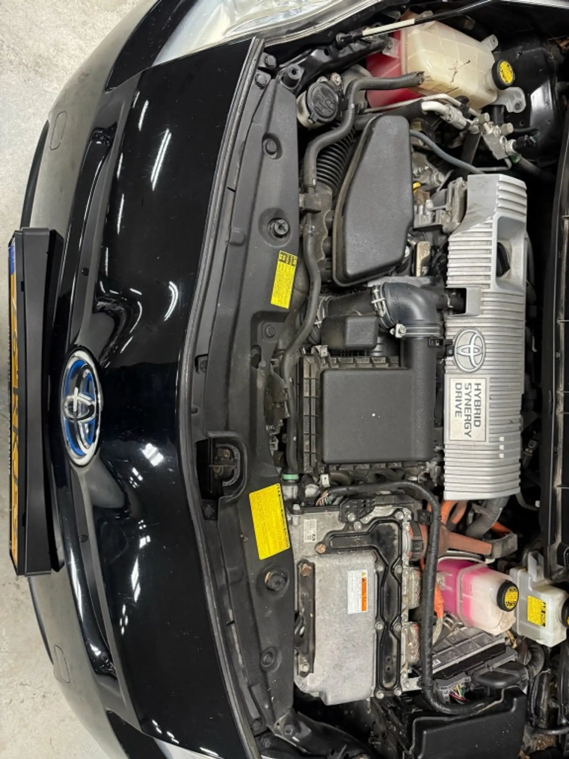 Toyota Prius 1.8 Comfort — photo 15