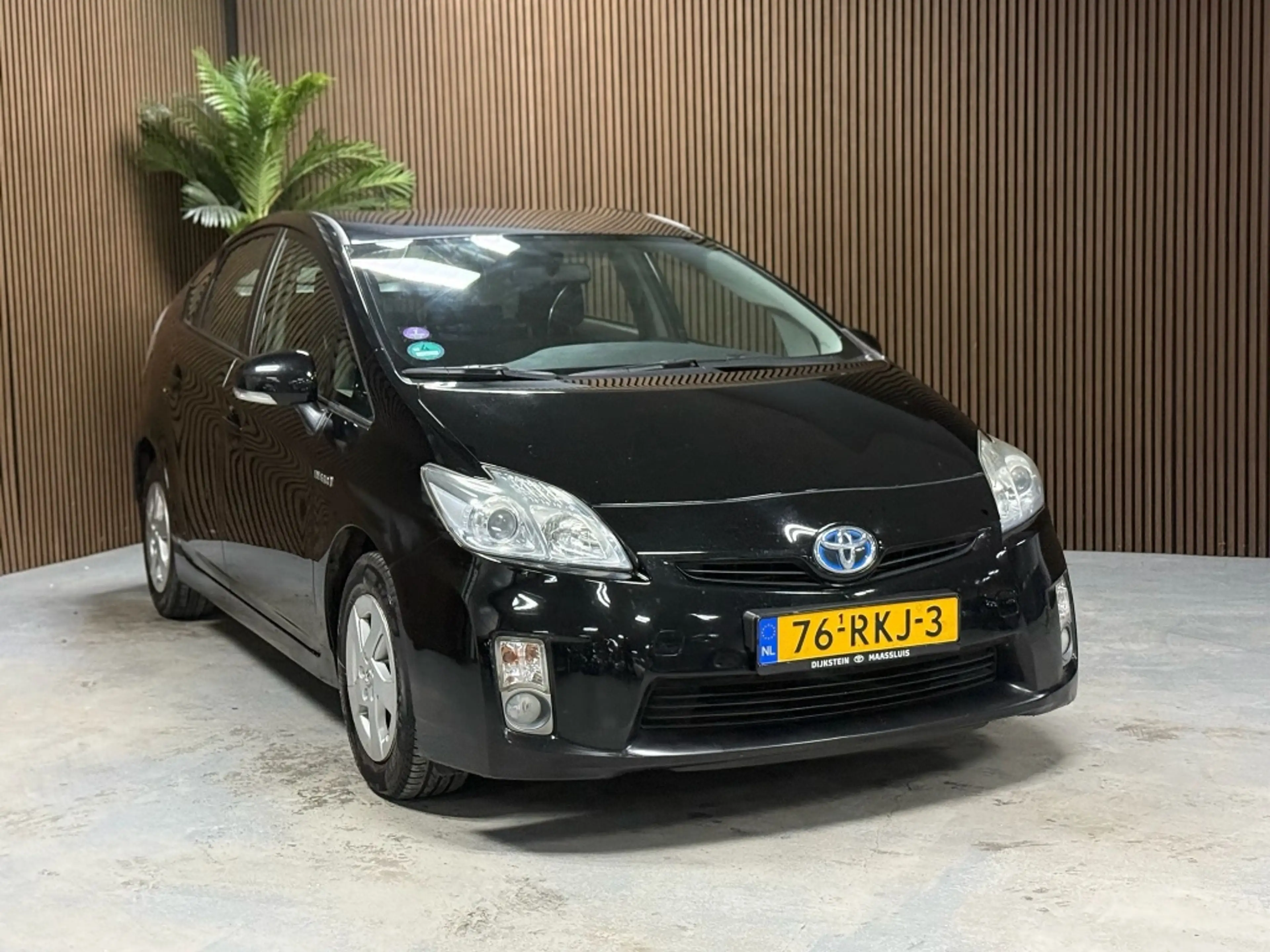 Toyota Prius 1.8 Comfort — photo 2