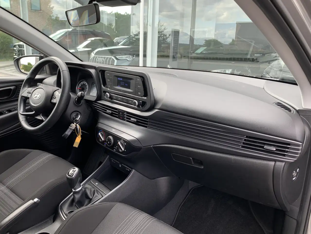 Hyundai BAYON 1.0 T-GDI/ Airco / Bluetooth / Cruise /Lane Assist 14