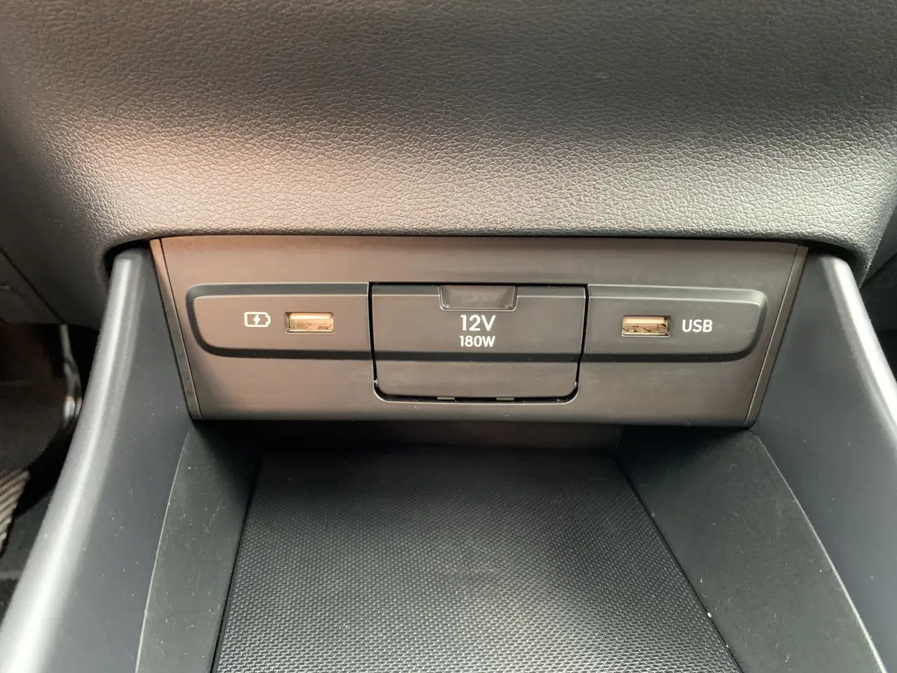 Hyundai BAYON 1.0 T-GDI/ Airco / Bluetooth / Cruise /Lane Assist 19