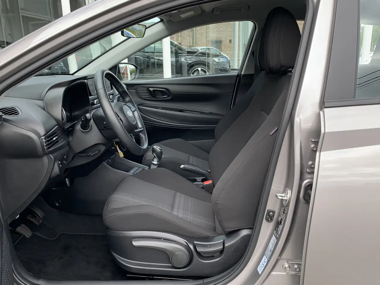 Hyundai BAYON 1.0 T-GDI/ Airco / Bluetooth / Cruise /Lane Assist 10