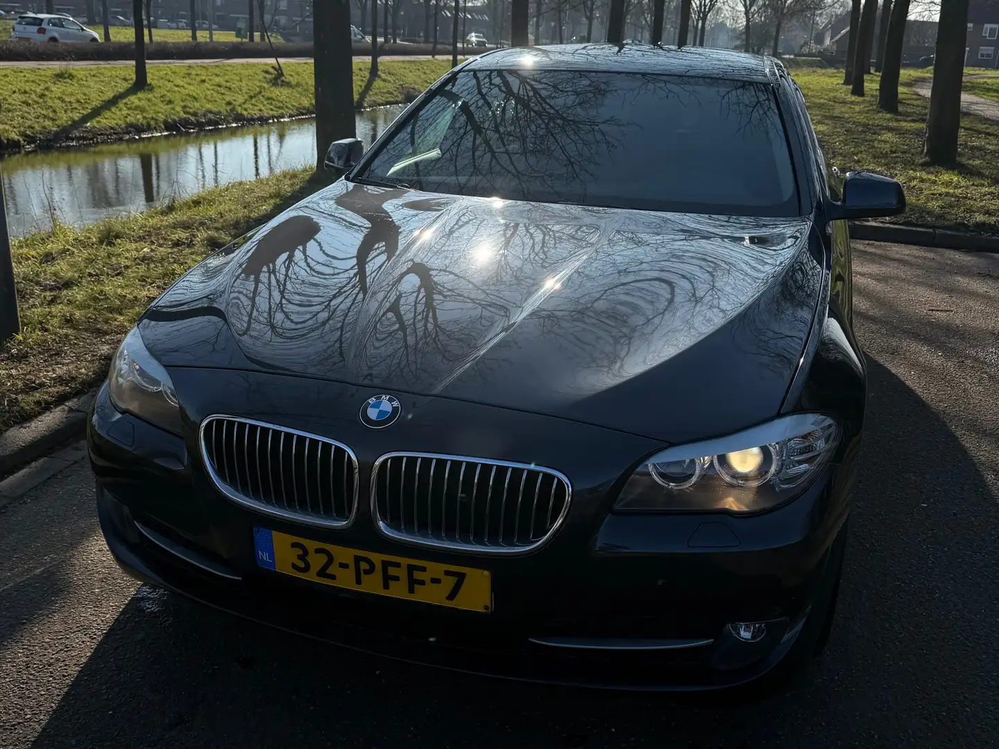 BMW 523 523+Executive - 1