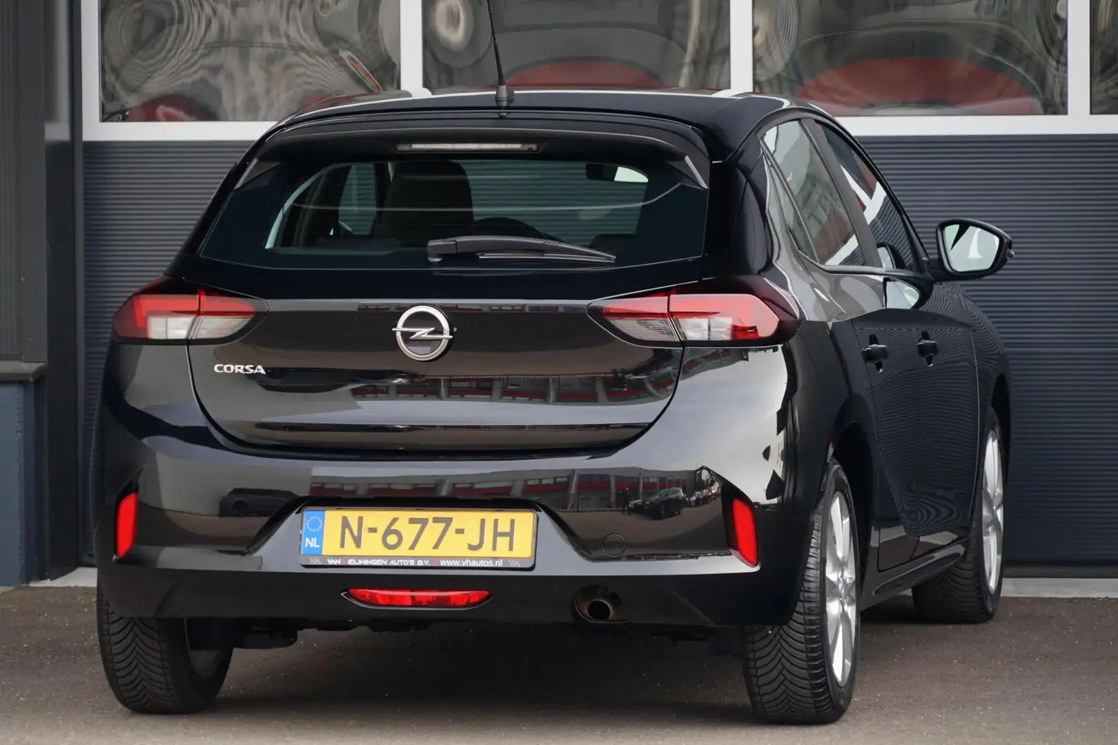 Opel Corsa 1.2 Edition, NL, cruise, CarPlay, navi, DAB, L.M. Noir - 2