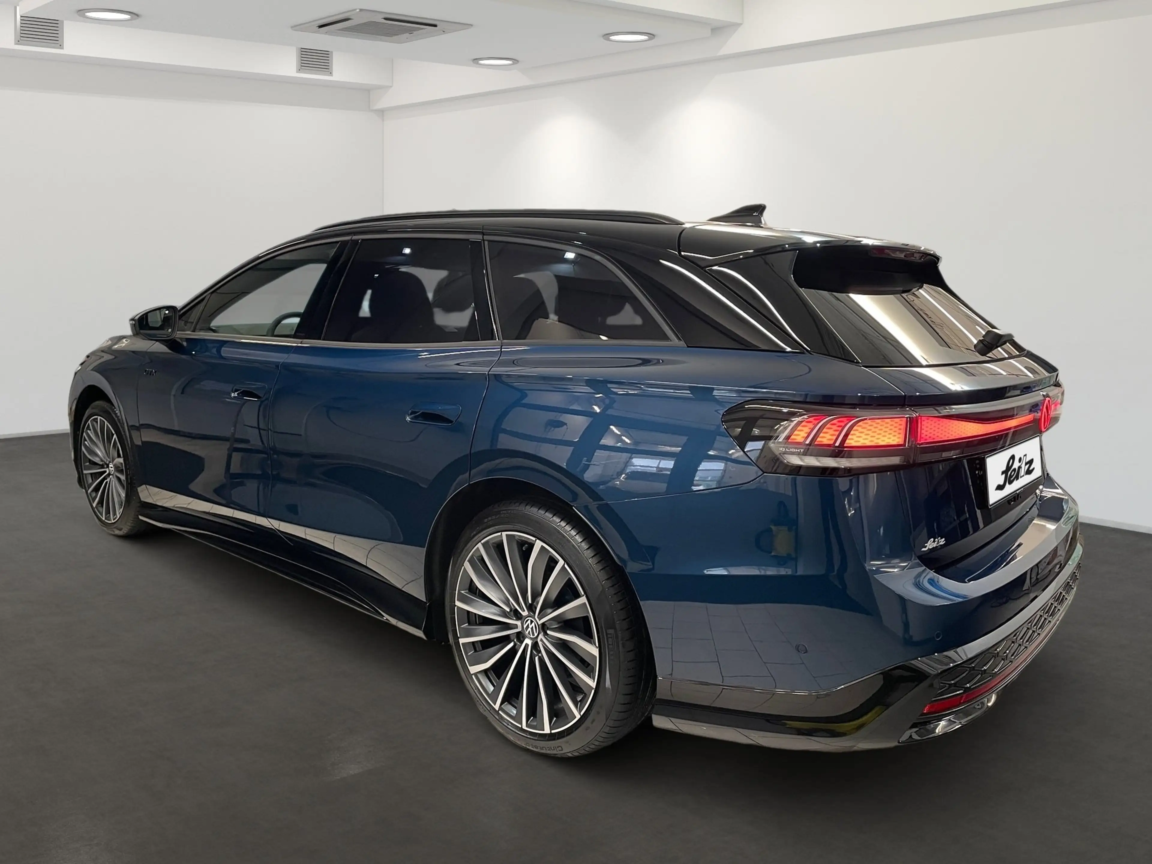 Volkswagen ID.7 Tourer 4M GTX *PANO*NAVI*WÄRMEPUMPE* — photo 5