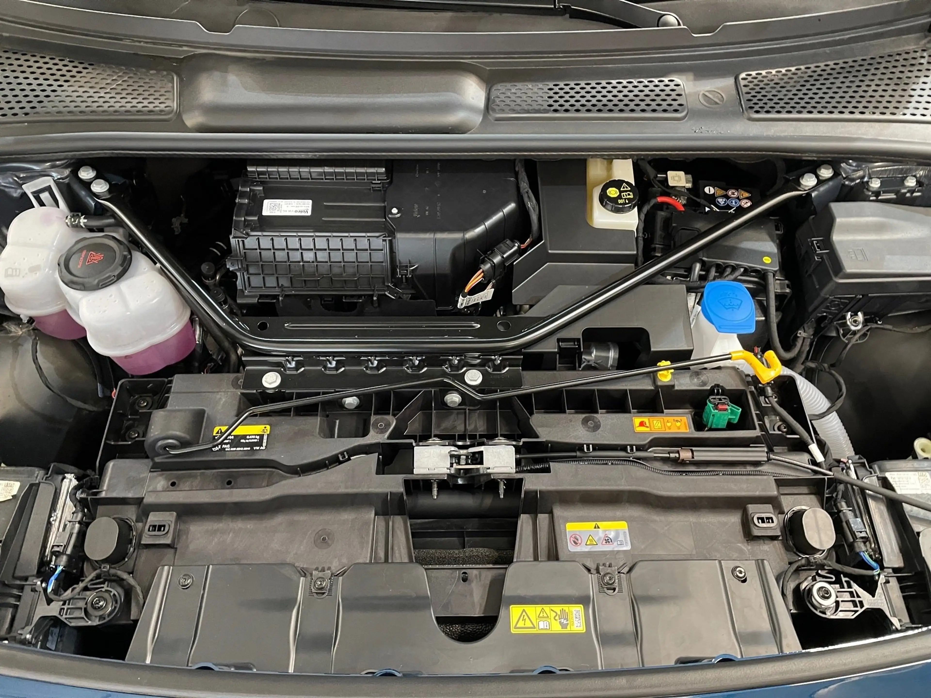 Volkswagen ID.7 Tourer 4M GTX *PANO*NAVI*WÄRMEPUMPE* — photo 9