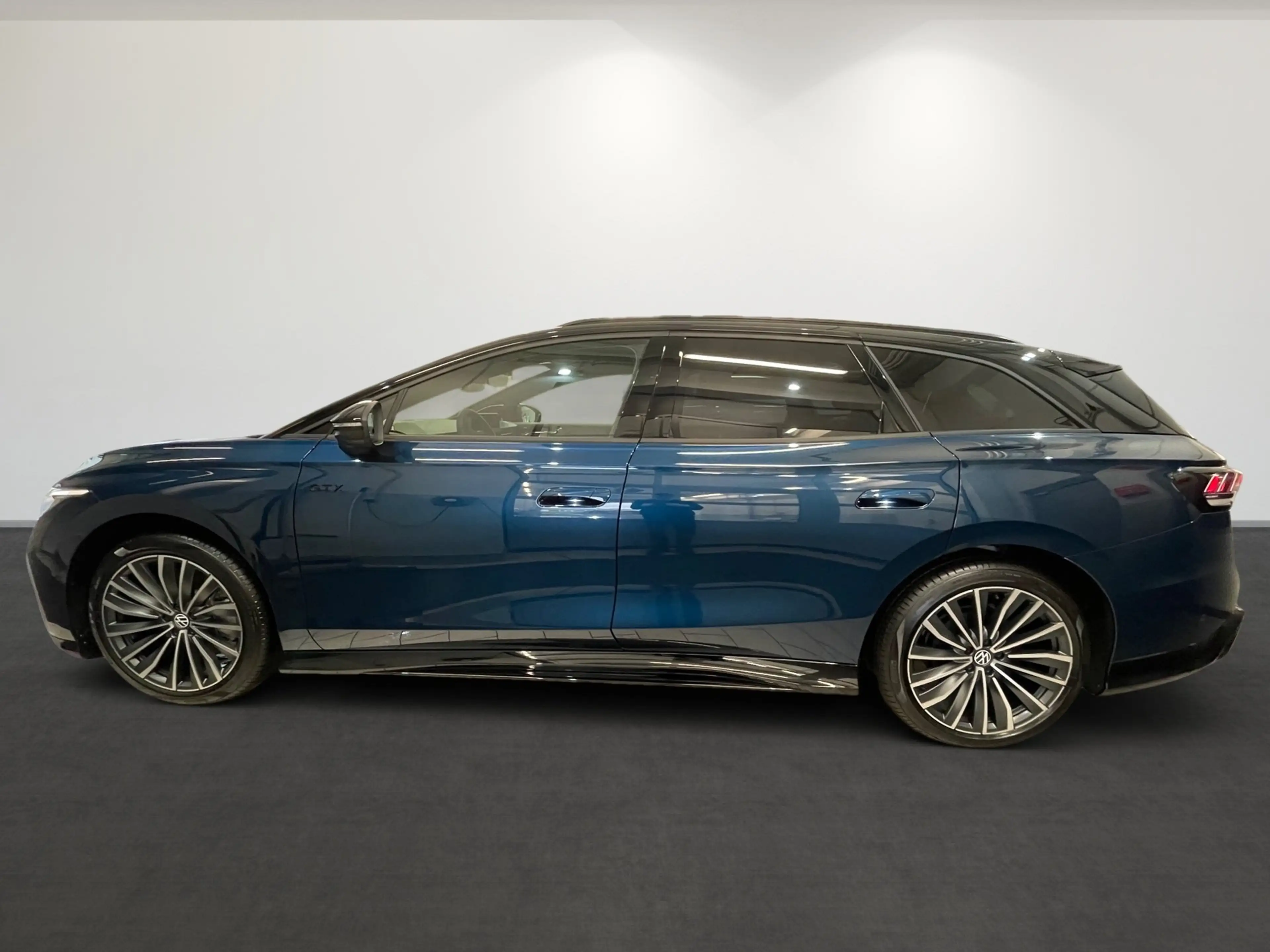 Volkswagen ID.7 Tourer 4M GTX *PANO*NAVI*WÄRMEPUMPE* — photo 7