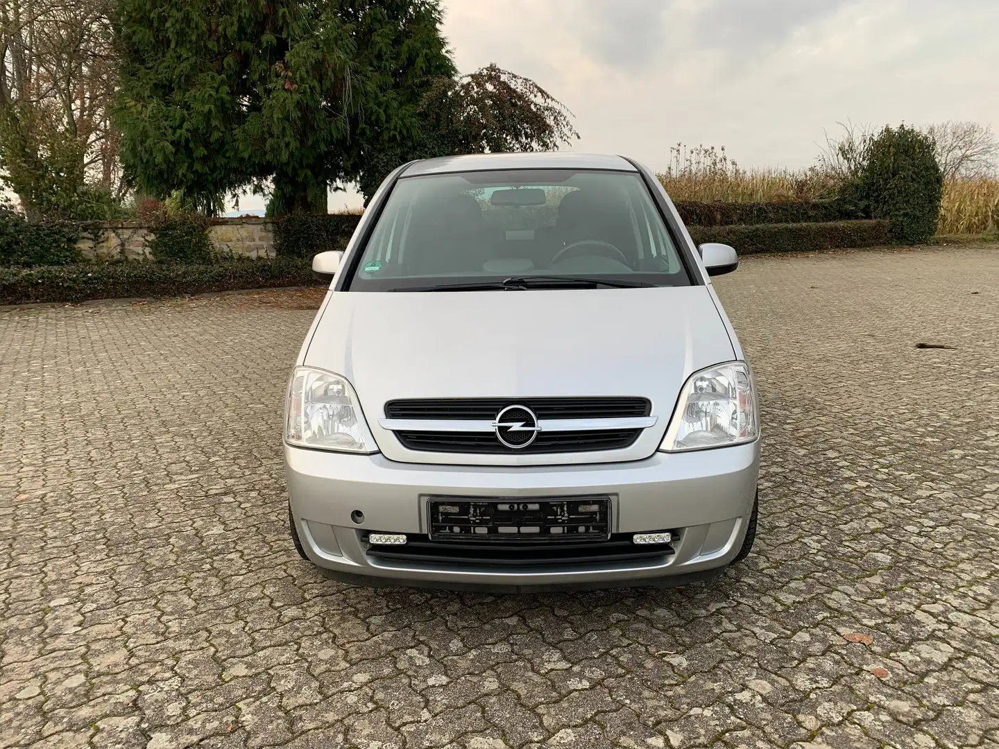 Opel Meriva Meriva 1.6 Enjoy Grau - 2