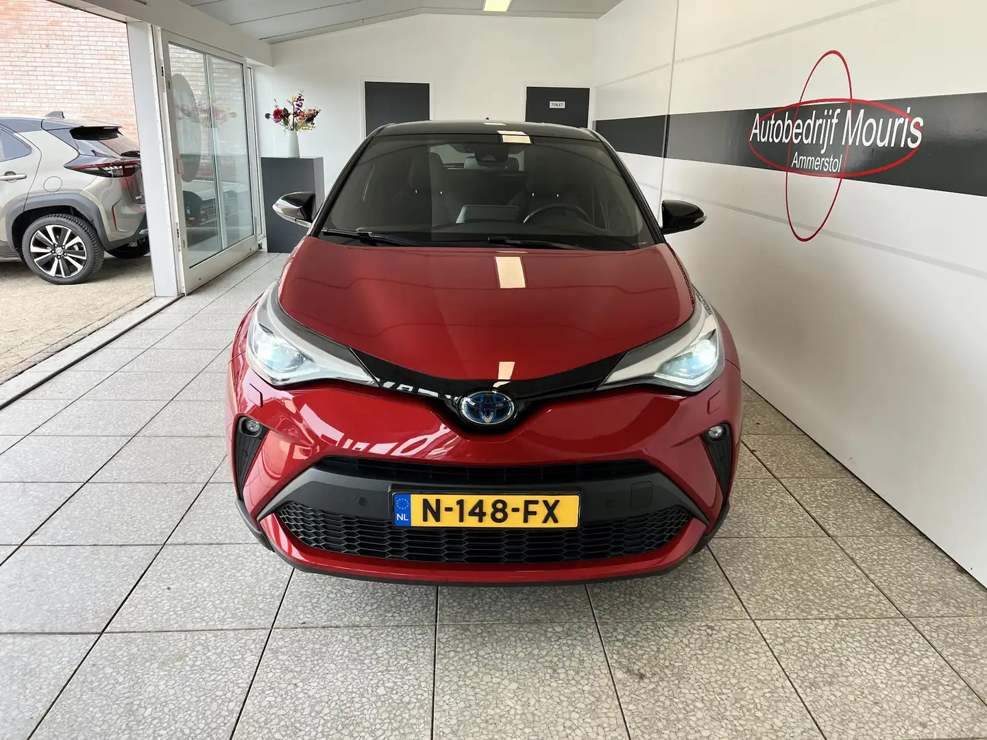 Toyota C-HR 2.0 Hybrid Bi-tone Rood - 2