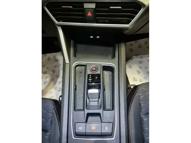 Seat Leon Leon view 9