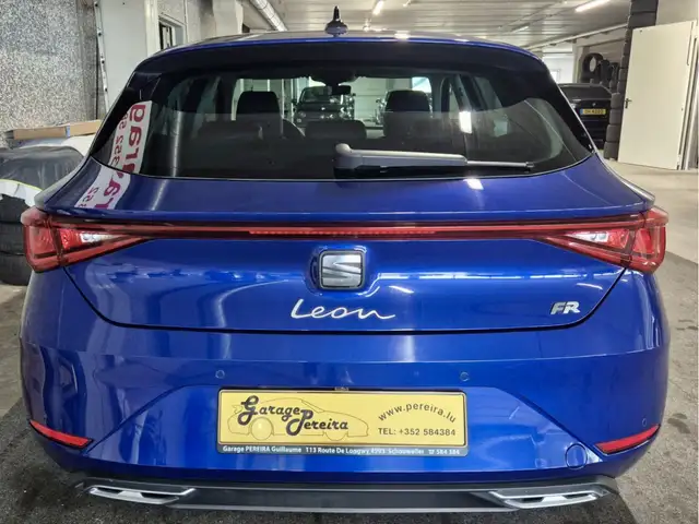 Seat Leon Leon view 3
