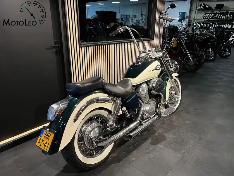 Honda Shadow VT 750 - foto 2